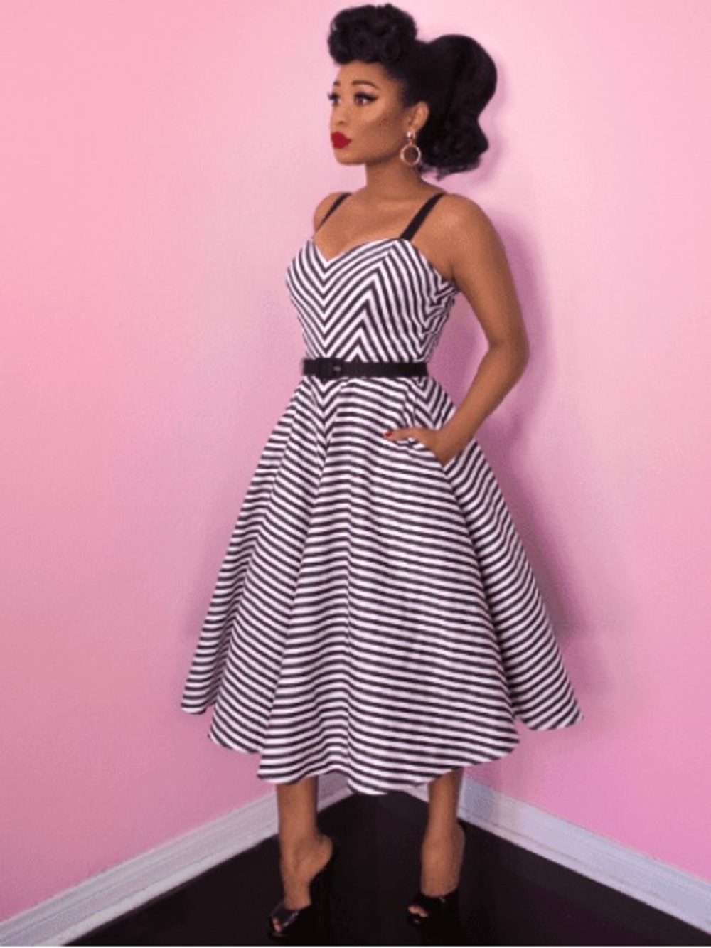 NEW WITH TAGS Dollface Dress in Black and White Vixen by Michelline Pitt size S